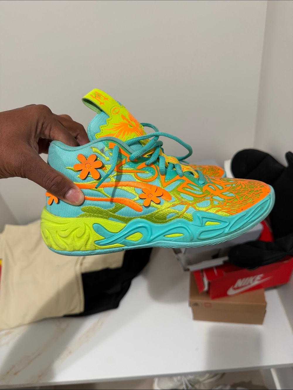 Scooby doo Puma Kids Teal and Neon Orange Floral Accent Sneakers